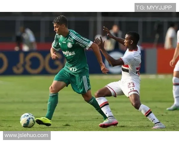 布拉干蒂与圣保罗的激烈对决揭示巴西足球的魅力与竞争力